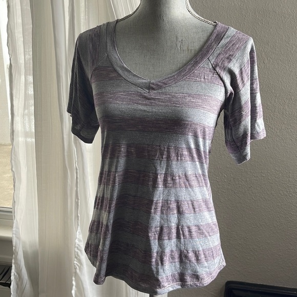 Medium purple and gray stripe shirt - Picture 1 of 2